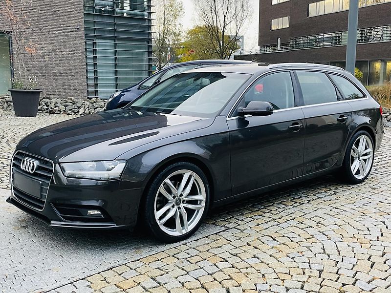 Audi A4 2.0TDI MANUÁL SENZORY NAVI - fotka 5 z 44