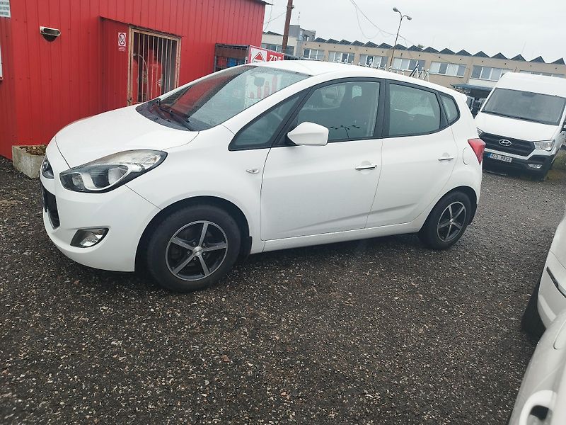 Hyundai ix20 (2013) 1.4i, volat-608 081 843 - fotka 6 z 14