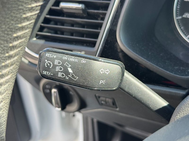 Seat Leon (2013) 1.4 TSI 90kW - fotka 29 z 44