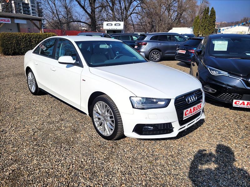 Audi A4 2,0 TDI,S-line,navi,výhřev,xen - fotka 2 z 41