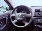 Škoda Fabia 1.2 TSi Ambiente, Serviska - náhled 16