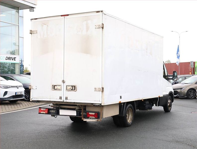Iveco Daily (2016) 3.0 HDI, Skříň, 19m3 - fotka 5 z 16