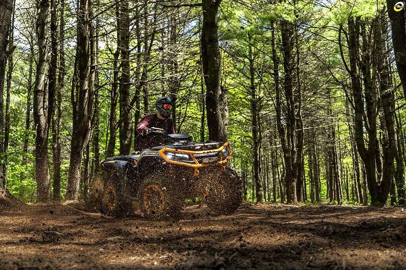 Can-Am Outlander 1000R XT-P (2026) T ABS SAS MY26 - fotka 13 z 20