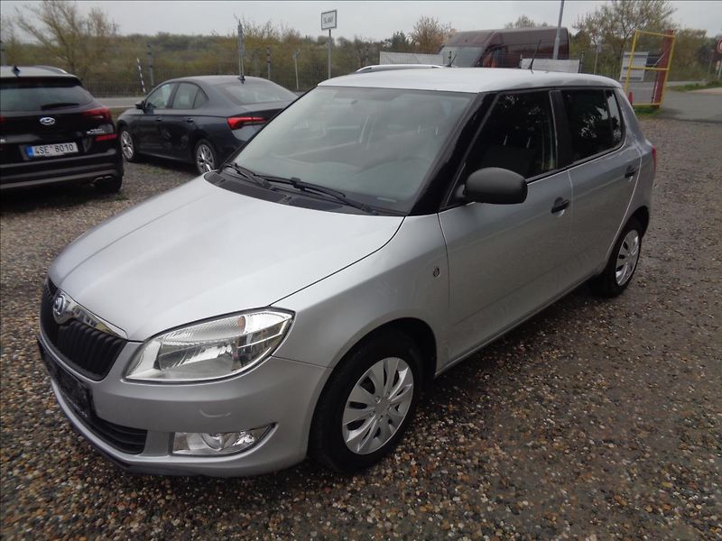 Škoda Fabia (2013) 1,4 - fotka 3 z 16