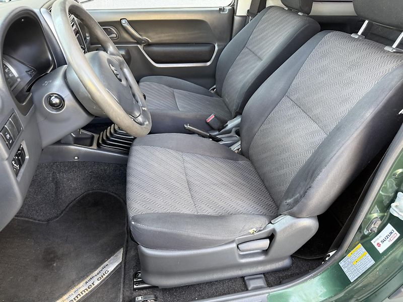 Suzuki Jimny 1,3 4x4 Servisní kniha - fotka 9 z 21