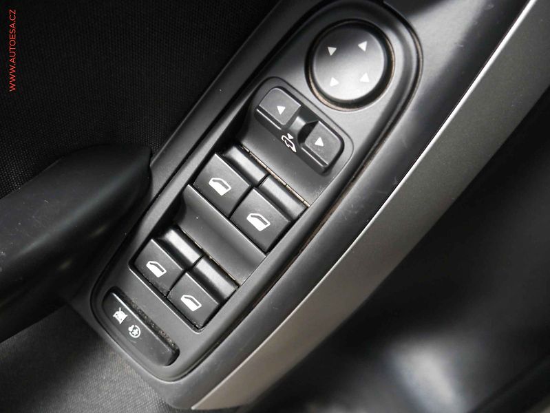 Citroën C4 Picasso (2013) 1.6 HDI Comfort, AT, AC, temp - fotka 18 z 22