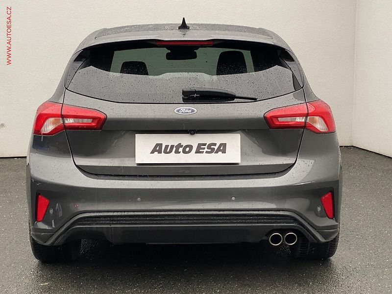 Ford Focus (2018) 1.5 TDCi, AT, headUP - fotka 5 z 20