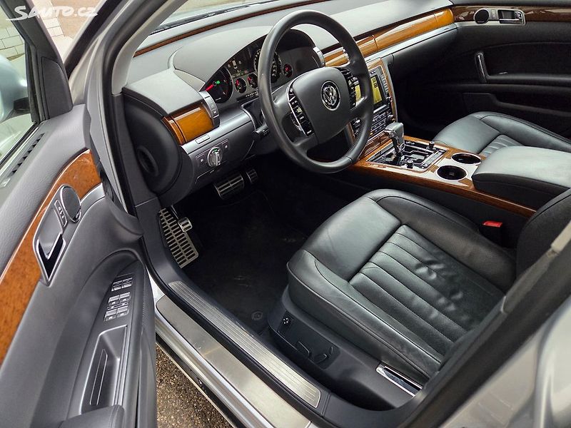 Volkswagen Phaeton (2014) 3.0 TDI 4x4 Automat DPH - fotka 27 z 43