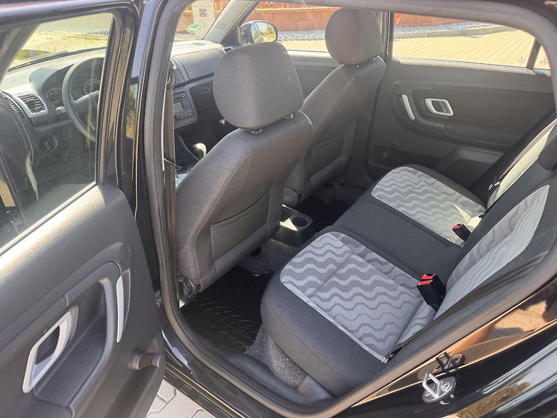 Škoda Fabia II 1.9TDI 77KW AMBITION - fotka 14 z 21