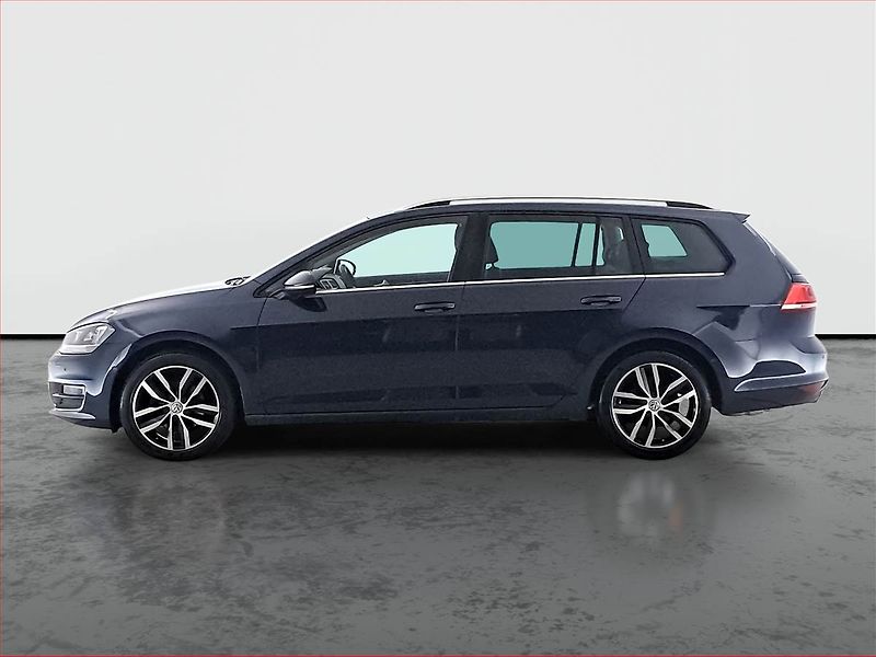 Volkswagen Golf (2016) 2.0 TDI, Xenony, Tempomat - fotka 3 z 17