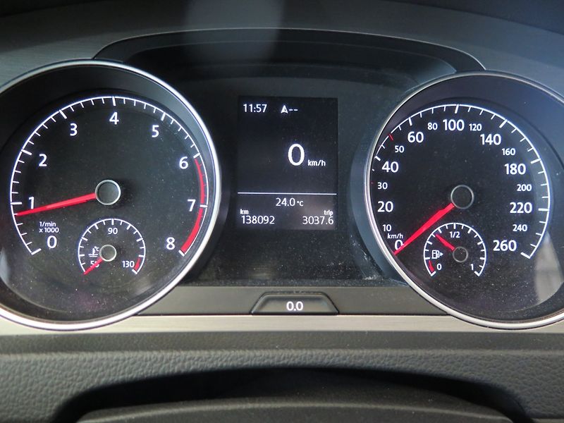 Volkswagen Golf (2014) 1.4TSI,klima,navi,senzory,tažn - fotka 6 z 26