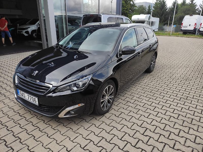 Peugeot 308 (2016) SW ALLURE 1.6 HDI AUT6 zimáky - fotka 10 z 27