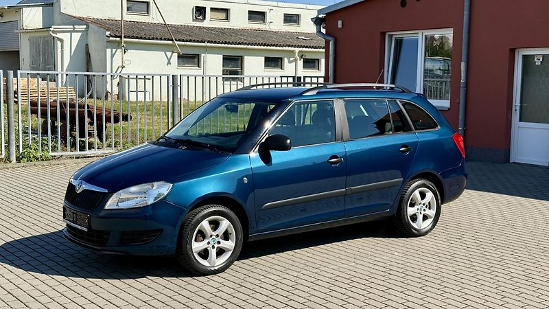 Škoda Fabia (2012) 1.2TSi*63kW*COOL-EDITION*1.MAJ - fotka 2 z 25