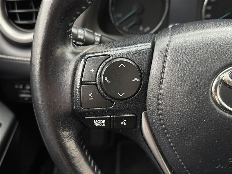Toyota RAV4 2,5 114kW HYBRID LED KŮŽE 360° - fotka 9 z 45