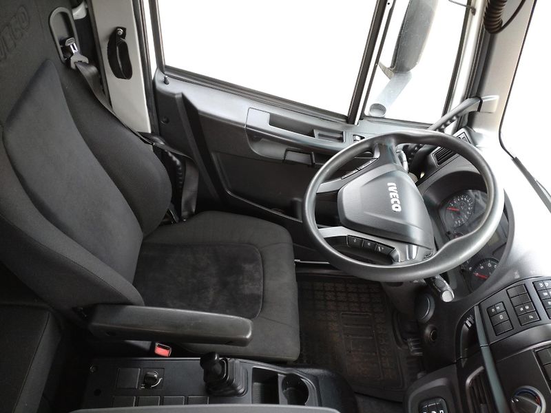 Iveco Eurocargo (2021) 120E28- 19EP- Čelo- 2 Lůžka - fotka 21 z 28