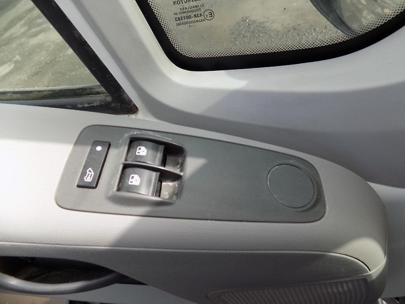 Peugeot Boxer (2011) 3,0 116KW 6MÍST L5H2 - fotka 12 z 33