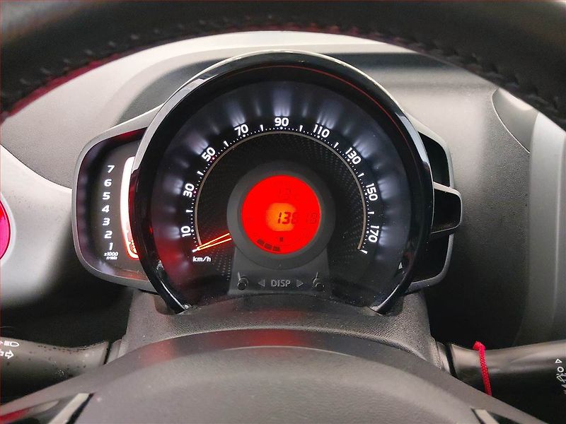 Toyota Aygo (2019) 1.0 VVT-i, ČR,1.maj - fotka 11 z 15
