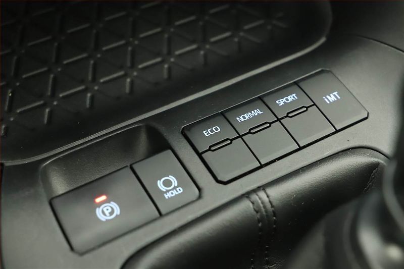 Toyota RAV4 (2019) 2.0 Valvematic - fotka 11 z 15