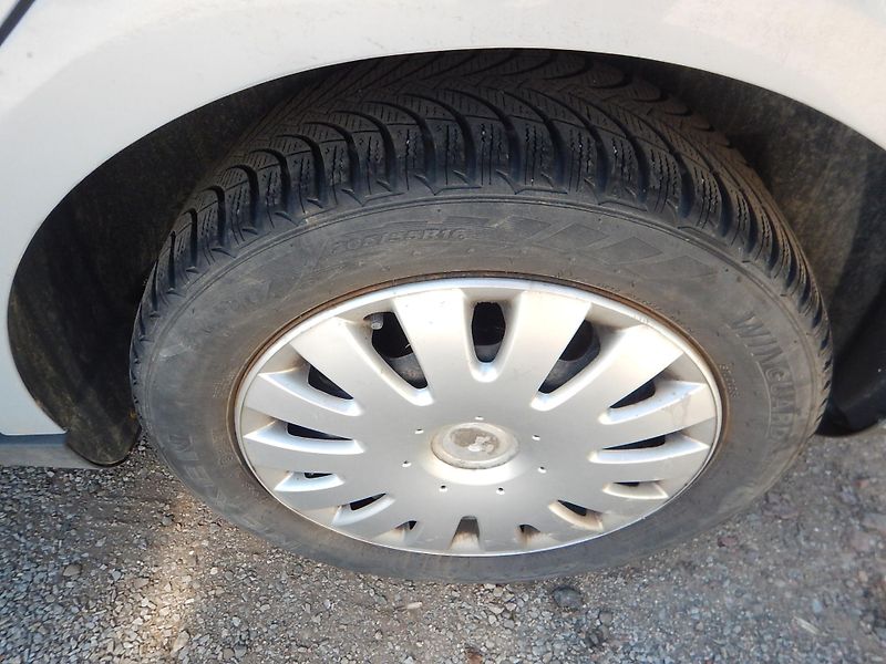 Seat Altea XL 1.9 TDI, KLIMA - fotka 15 z 23