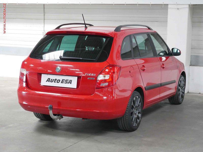 Škoda Fabia (2012) 1.2 TSI, AC. temp. - fotka 6 z 18