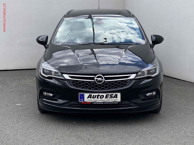Opel Astra (2017) 1.4 T, Edition, TZ - fotka 2 z 17