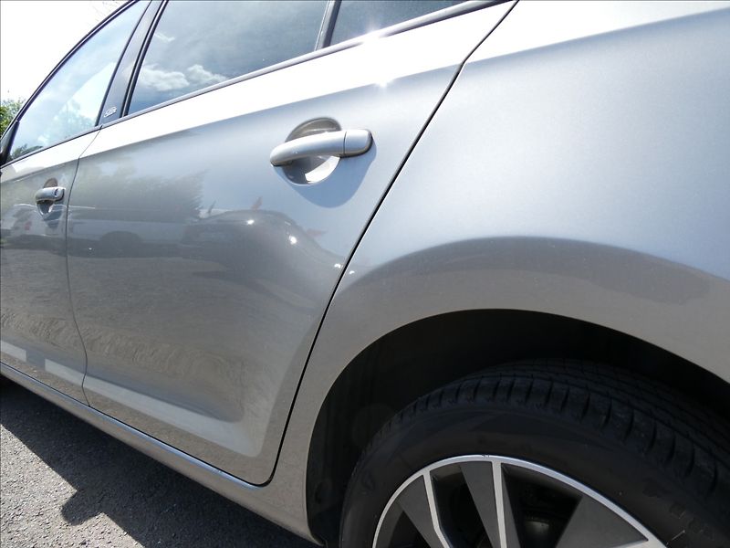 Škoda Rapid 1,4 TSi 90kW 1.majitel, DSG - fotka 16 z 41