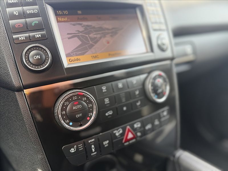 Mercedes-Benz Třídy M 3,0 320CDI 4-MATIC A/T DPH - fotka 13 z 30