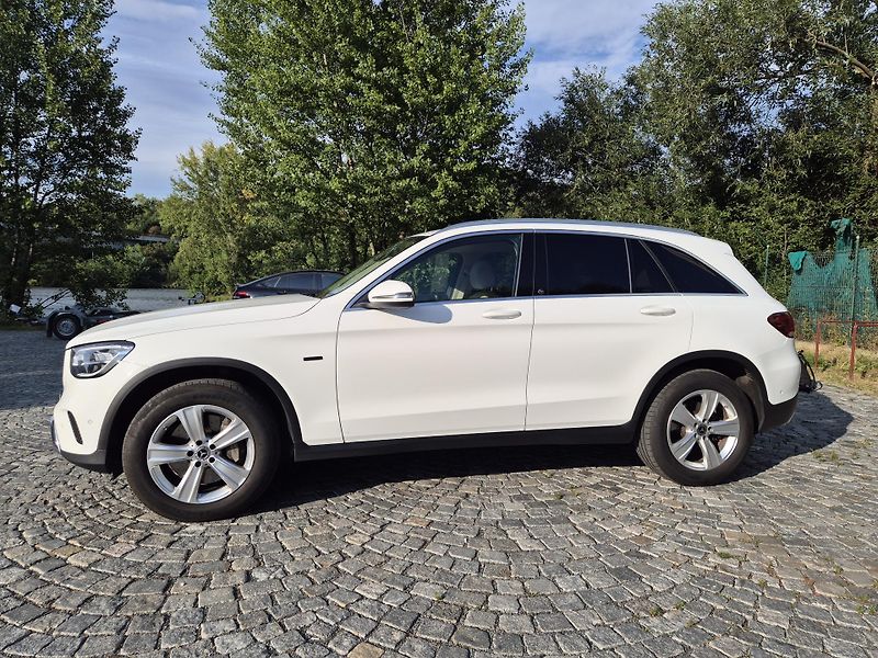 Mercedes-Benz GLC (2020) - fotka 2 z 15