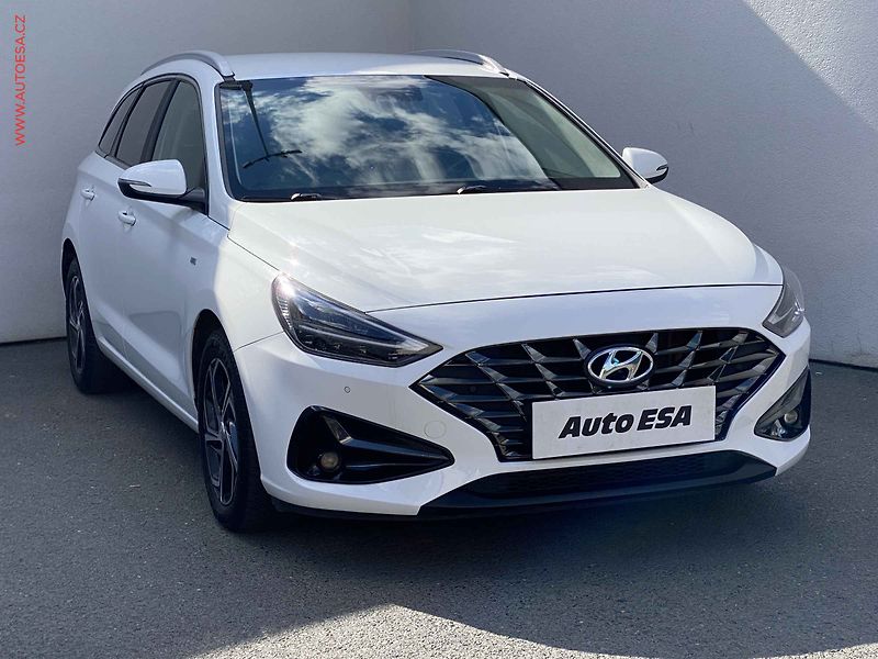 Hyundai i30 (2022) 1.5 T-GDi, 2.maj,ČR, Smart - fotografie inzerátu