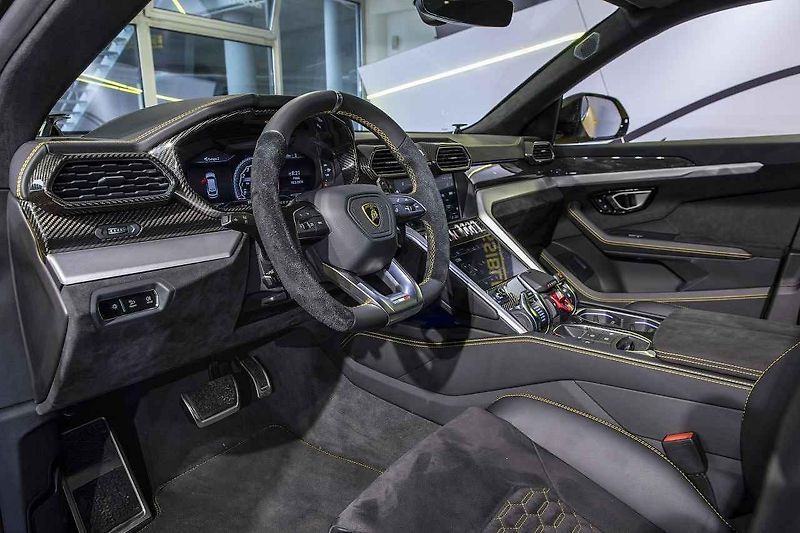 Lamborghini Urus.