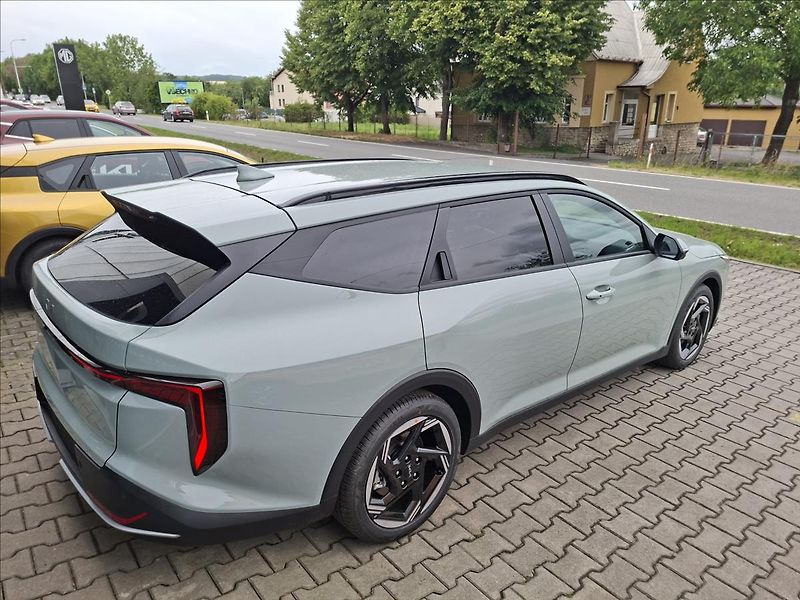 Kia K4 1,0 T-GDi SW EXCLUSIVE (2026) - fotka 6 z 8
