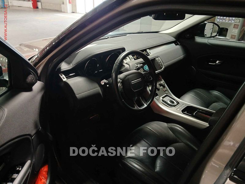 Land Rover Range Rover Evoque (2016) 2.0 TDI 4x4, servis.kniha, AT - fotka 3 z 3