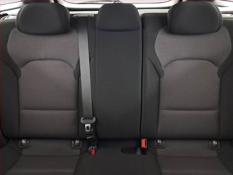 Hyundai i30 (2018) 1.0 T-GDI, Serv.kniha - fotka 10 z 18