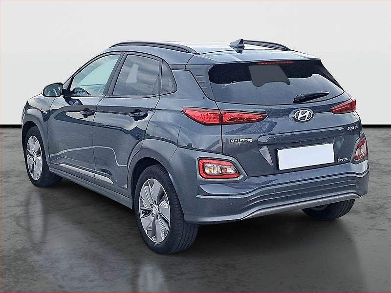 Hyundai Kona (2019) Electric 64 kWh, SoH 100% - fotka 4 z 21