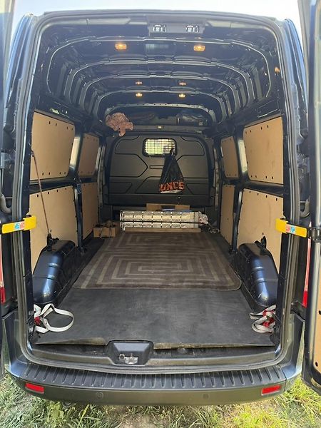 Ford Transit Custom (2022)  - PERFEKTNÍ STAV, zvýšená stř - fotka 9 z 14