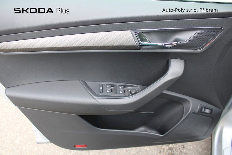 Škoda Karoq (2023) Style Exclusive 1.5TSI / 110kW - fotka 9 z 24