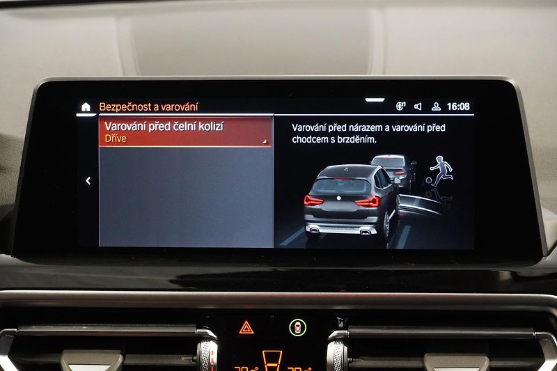 BMW X3 Xdrive20i,ČR,Kamera,Vyhř.volan - fotka 29 z 32