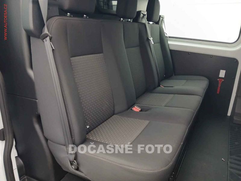 Ford Transit Custom (2022) 2.0TDCi L2 6míst DÍLNA - fotka 6 z 8