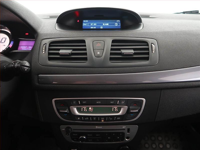 Renault Mégane (2014) Limited 1.6 16V, Tempomat - fotka 12 z 16