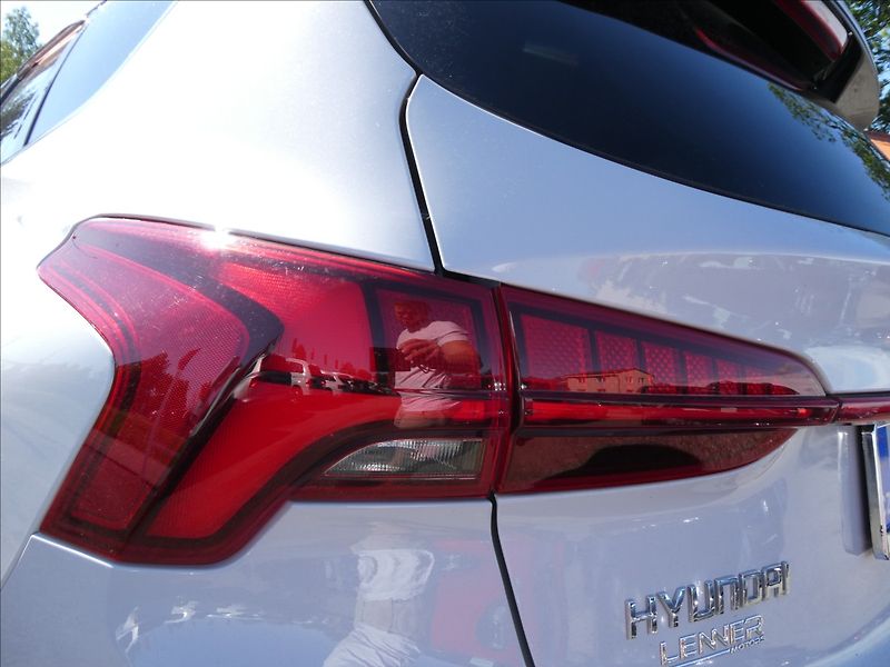 Hyundai Santa Fe 2,2 CRDi LUXURY 4x4 1.majitel - fotka 12 z 46