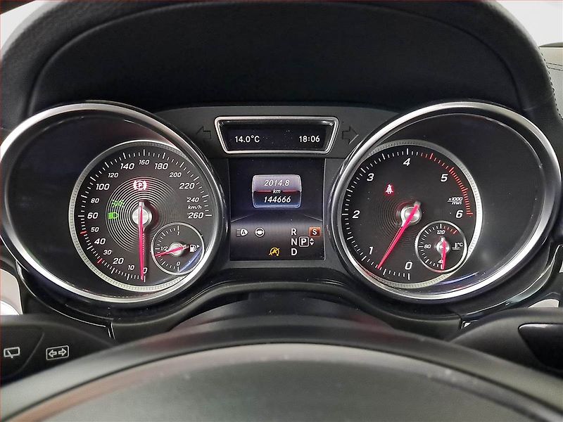 Mercedes-Benz GLE (2018) 350 d - fotka 11 z 22