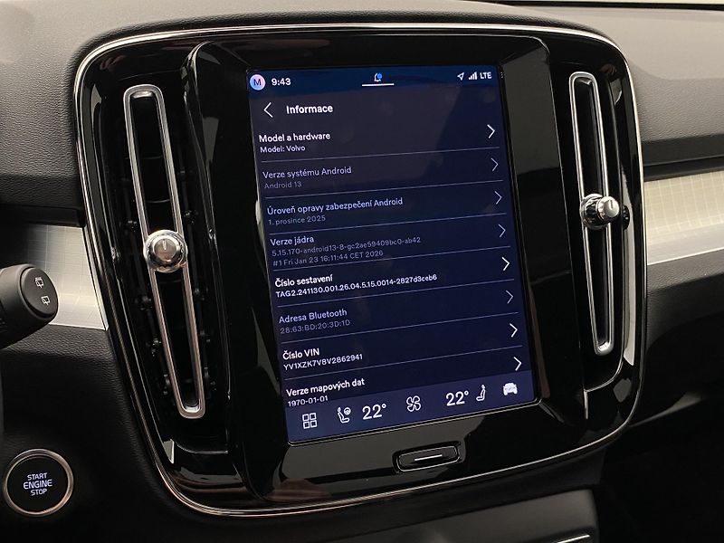 Volvo XC40 (2026) B3 AUT DARK ULTRA  - fotka 56 z 61