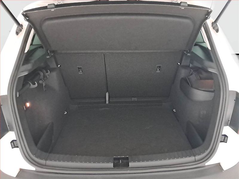 Škoda Karoq (2018) Ambition Plus 1.0 TSI, Navi - fotka 14 z 19
