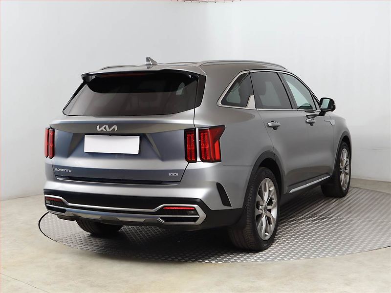 Kia Sorento (2022) 2.2 CRDi - fotka 5 z 28