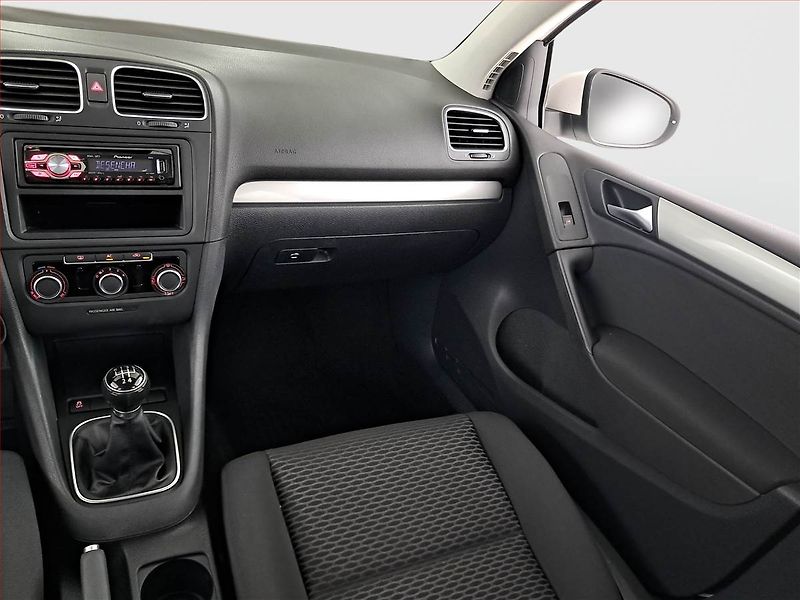 Volkswagen Golf (2012) 1.6 TDI, Tempomat - fotka 8 z 16