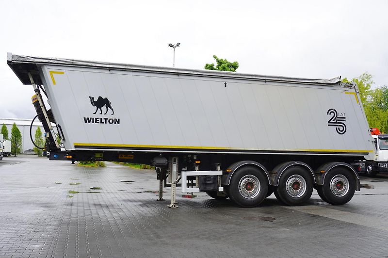 Wielton (2021) NW-3 / weight 6.2 t / cap 38m3 - fotka 11 z 17