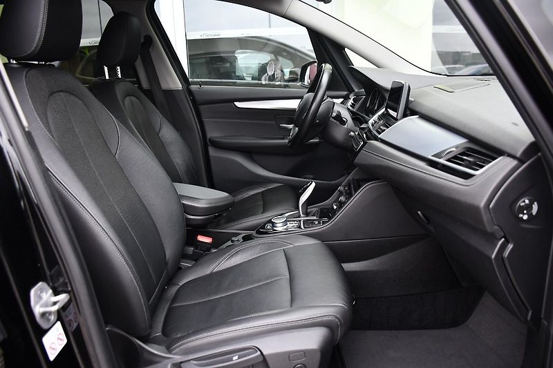 BMW Řada 2 216D GRAN TOURER 1M ČR - fotka 14 z 36