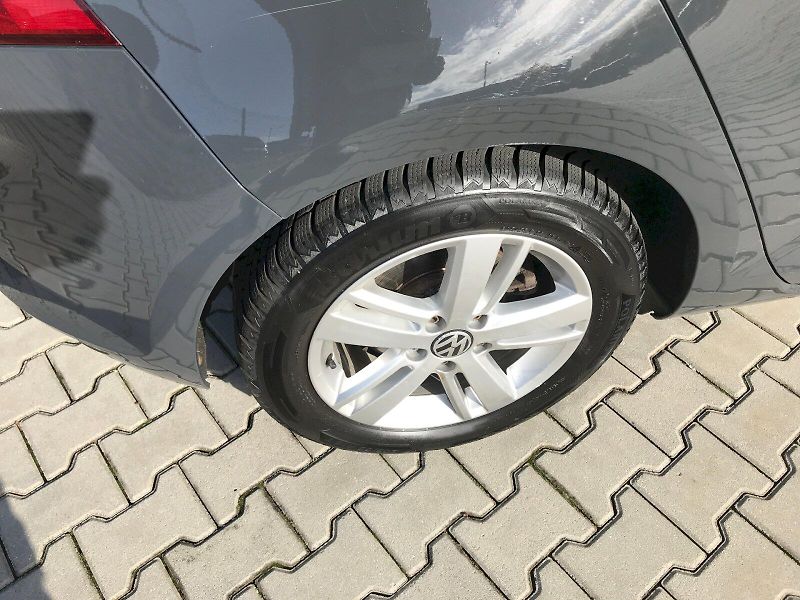 Volkswagen Golf (2015) 1.4 CLBM 110TSI M6F - fotka 14 z 26