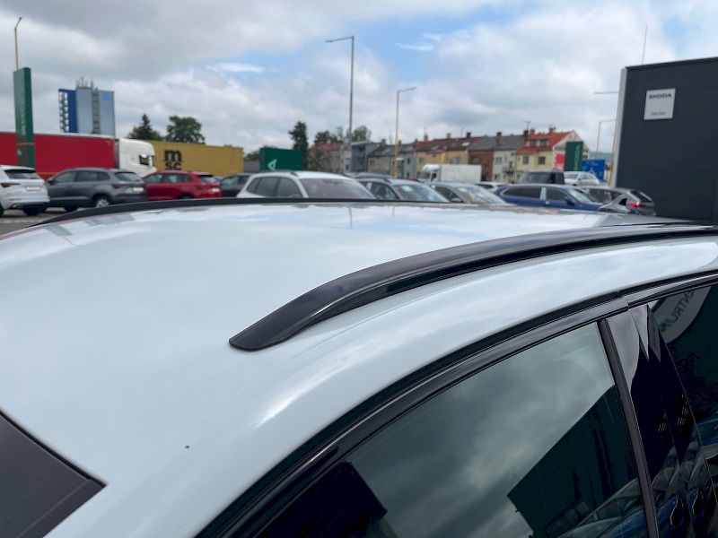 Škoda Octavia (2025) COMBI SPORTLINE 1.5 TSI 110 kW - fotka 26 z 41