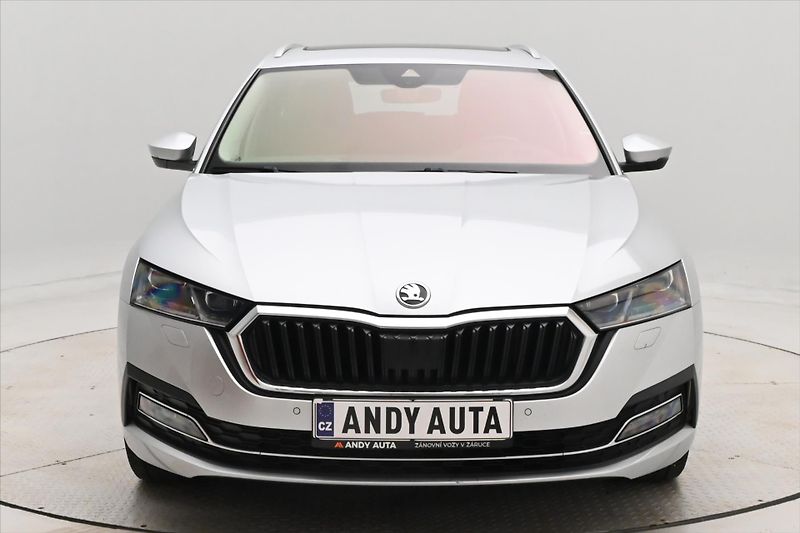 Škoda Octavia 1,5 TSI 110kW Style Manuál Zár - fotka 2 z 32